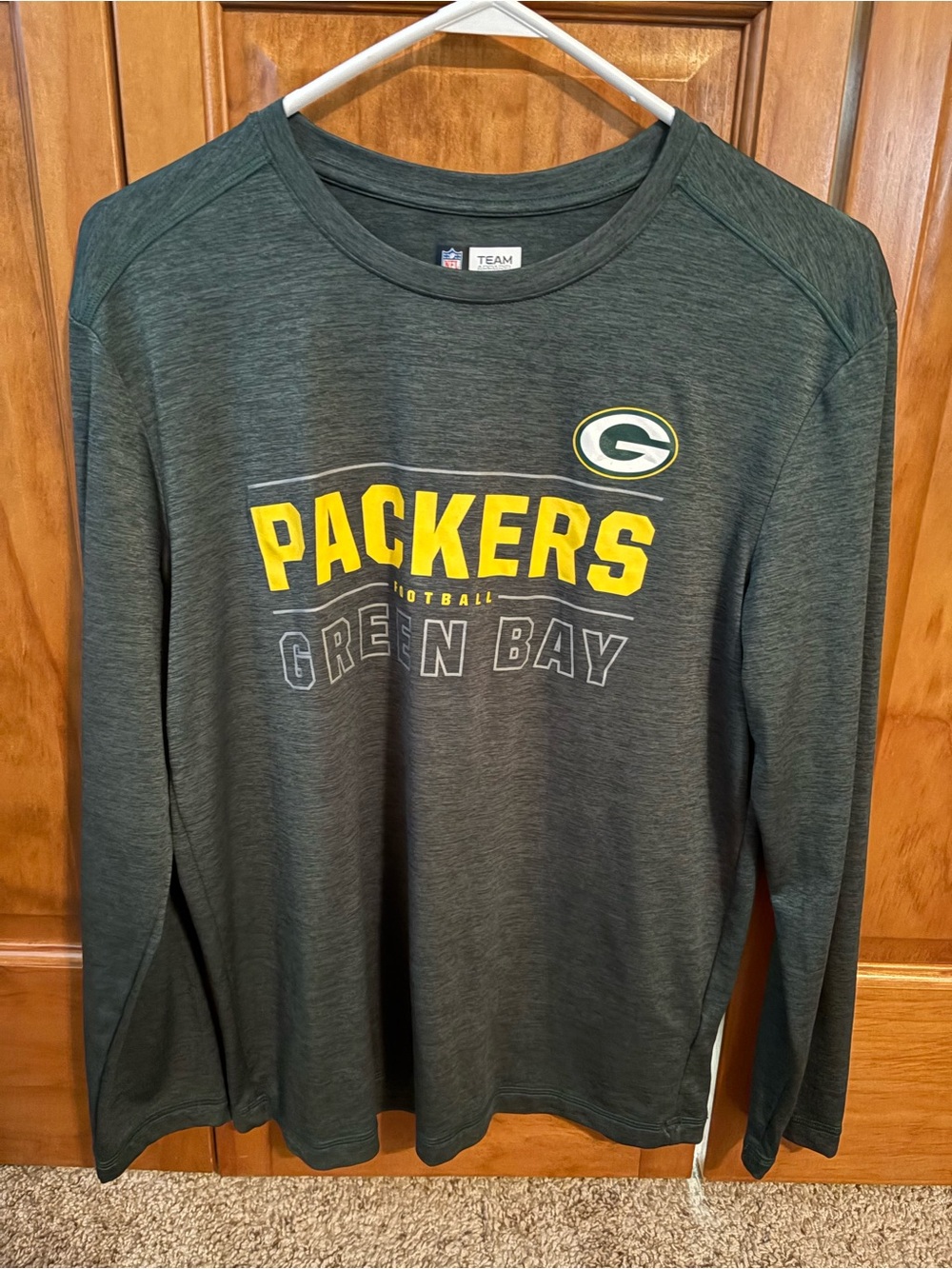 NFL Green Bay Packers Dark Green Long Sleeve Tee with Yellow Logo